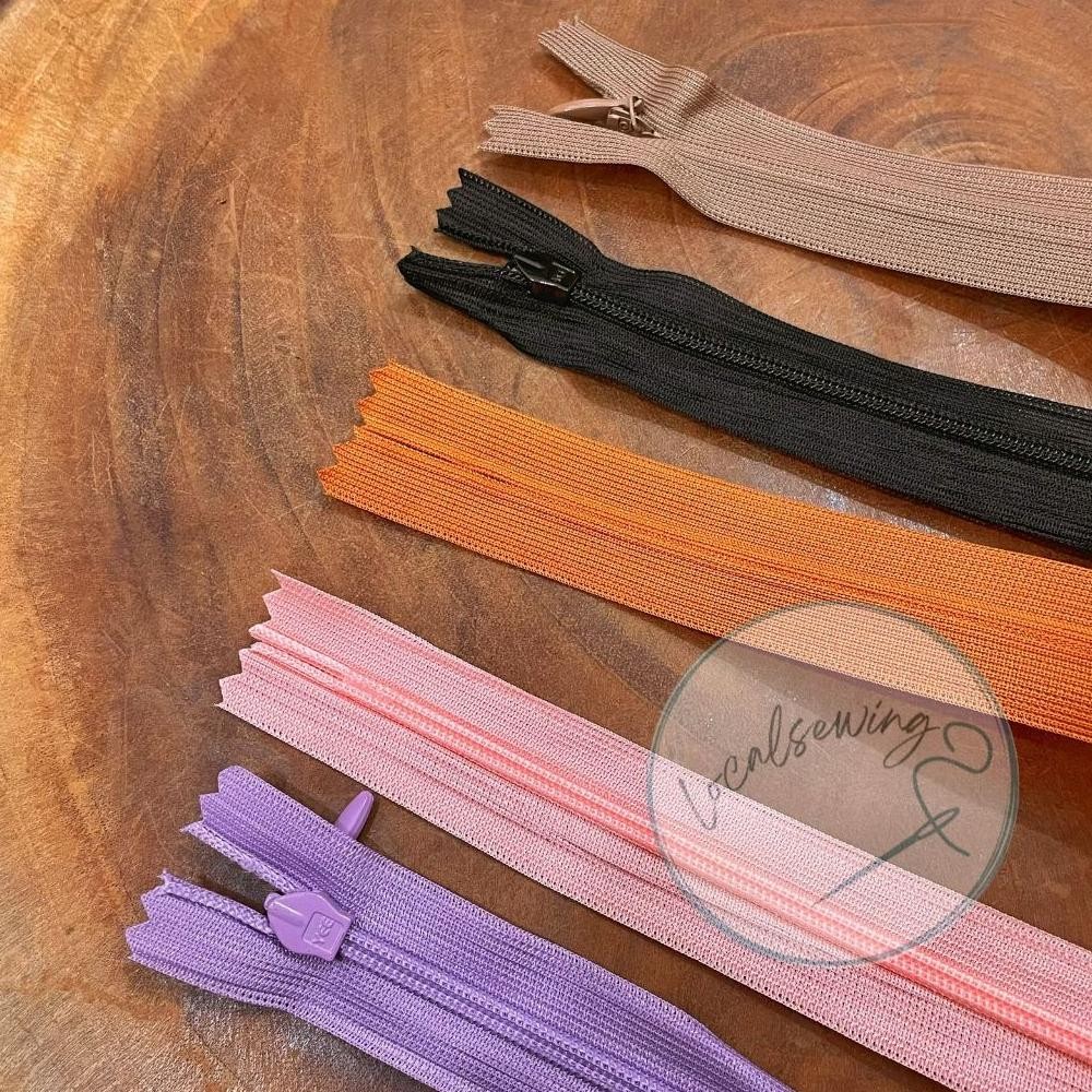 YEE Resleting Baju 54cm / Resleting Jepang 54cm YEE ILC-33 20 inci