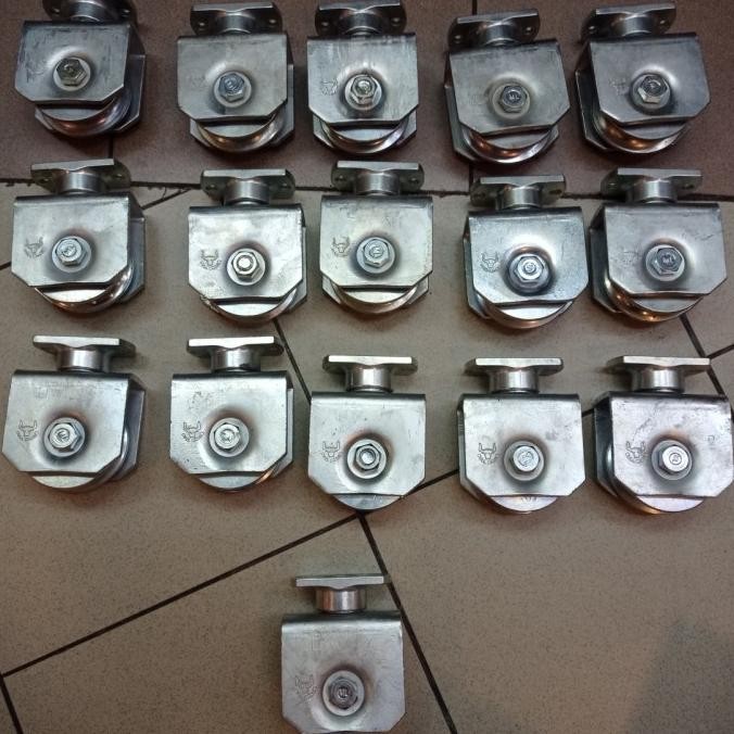Roda Pagar Pintu Sliding Bull Brand 3 Inchi ( 7,5 Cm )Rel Tikung-Belok