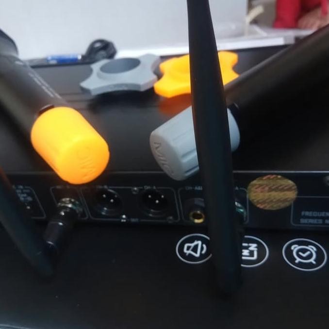 Mic Wirelles Bmb Wt 7600 Bmb Wt7600 Mic Handhled Ori  Ready