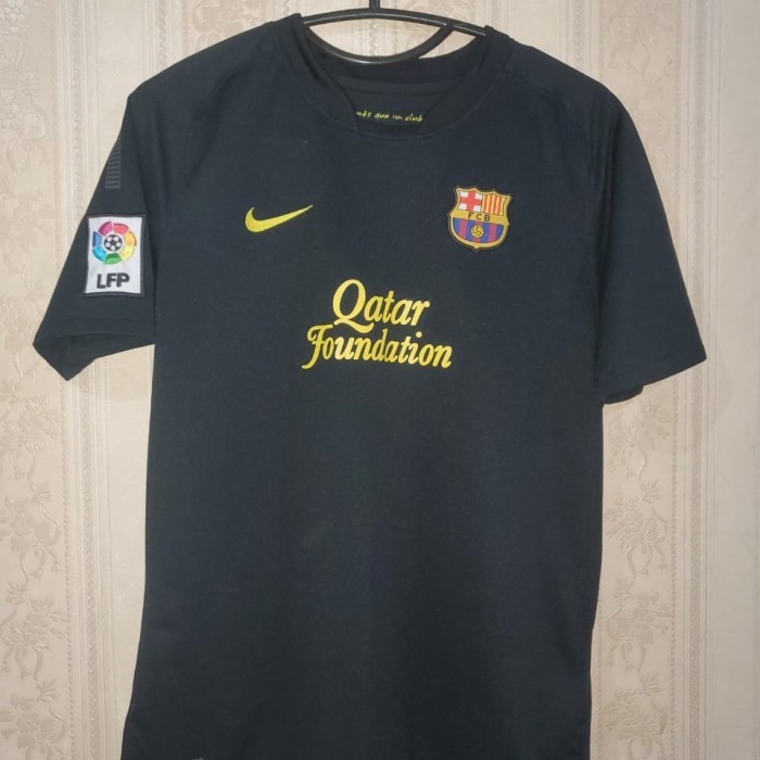 ORIGINAL REPLIKA JERSEY FC BARCELONA BARCA 2011/2012 SIZE XLB FIT S DEWASA