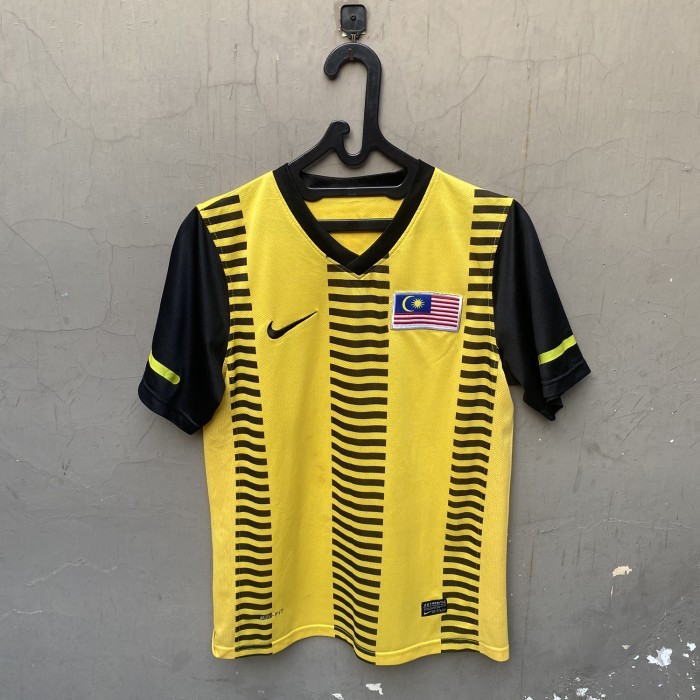 JERSEY TIMNAS MALAYSIA AWAY 2010