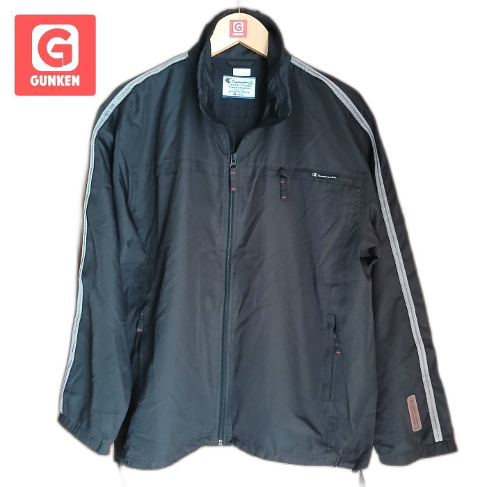 JAKET JOGING PARASUT CHAMPION