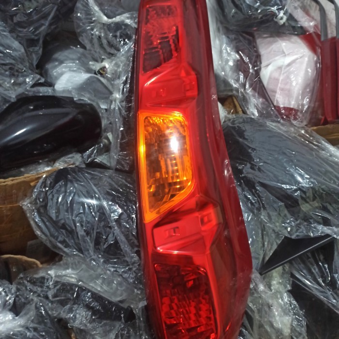 STOPLAMP NISSAN XTRAIL T31 2009-2011 ORIGINAL