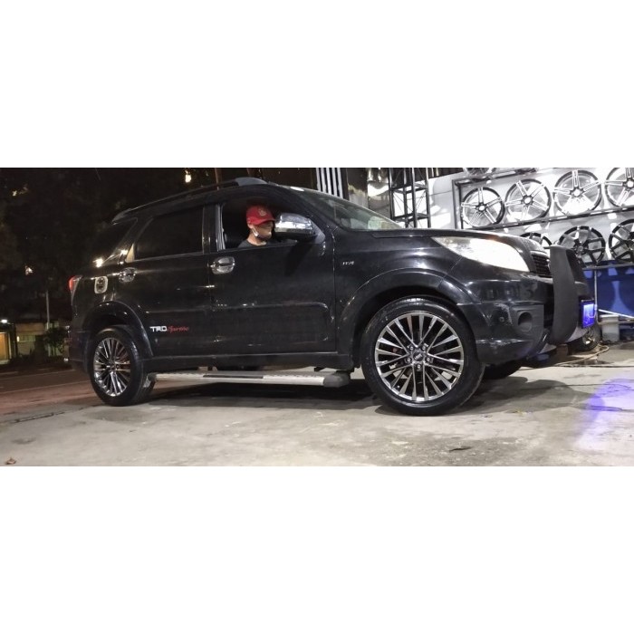 Paket Velg Ban Mobil Rush Ring 18 HSR LONDON Plush Ban 235 50 R18
