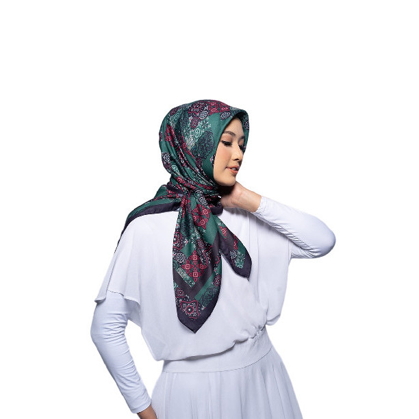 Segiempat Motif Kaila Yumna Elzatta Terbaru Bahan Liza Scarf Tekstur