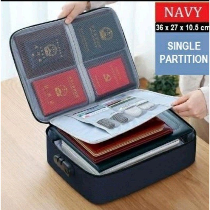 

MELAYANI FAKTUR PAJAK! Tas dokumen (lockIt) anti air dengan 3 angka kunci / travel document b