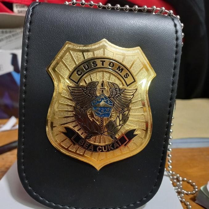 

TERBARU - Name Tag Holder Bea cukai