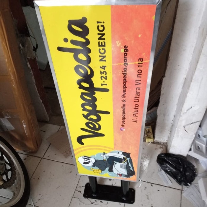 

neon box uk 80x30