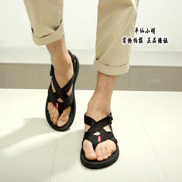 Sandal Pria Wanita Kasual, Sandal Pria Wanita Klip Jari Olahraga Sepatu Pantai Karet Pasangan