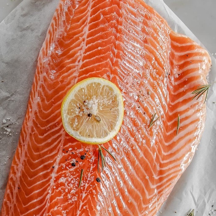 

Salmon Fresh