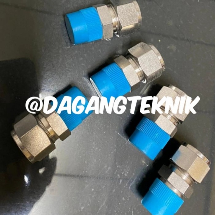 Terlaris Male Connector 1/4 Od X 1/4 Bspp