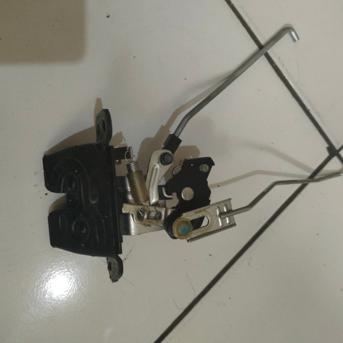 doorlock bagasi hyundai grand Avega