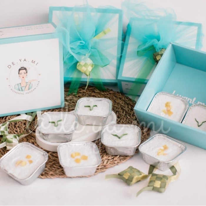 

NEW! Hampers Natal pandan lava box of 8 deyami Limited