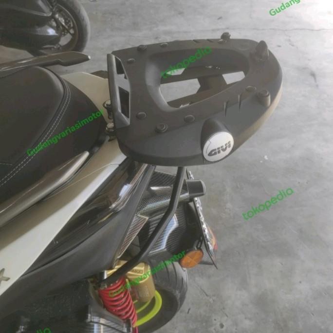 Breket Box Xmax Original Givi