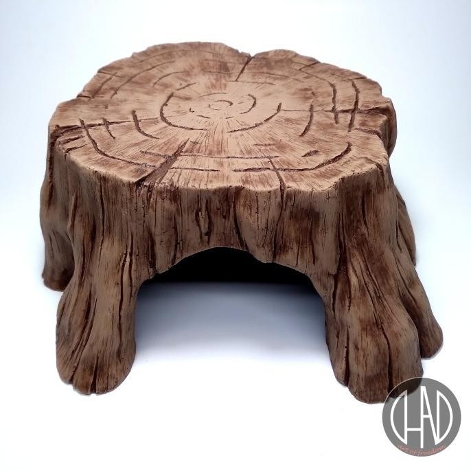 hiding cave reptile pohon