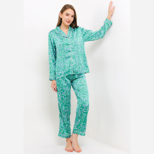 Anne Wintours Pyjama Pijama Satin Silk Long Sleeve Long Pants Sleepwear Wanita