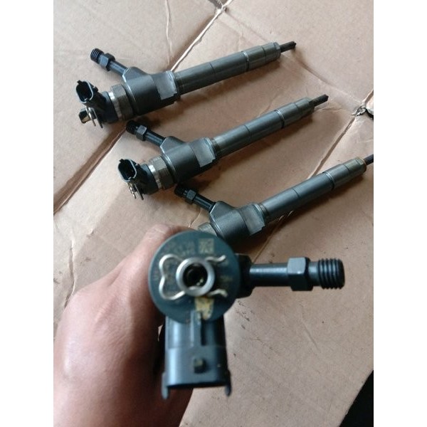 Nozzle injector Ford Everest 1 set original