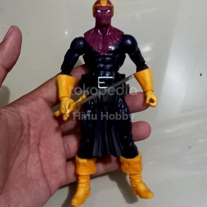 Hasbro Marvel Legends Avengers Captain America Zemo
