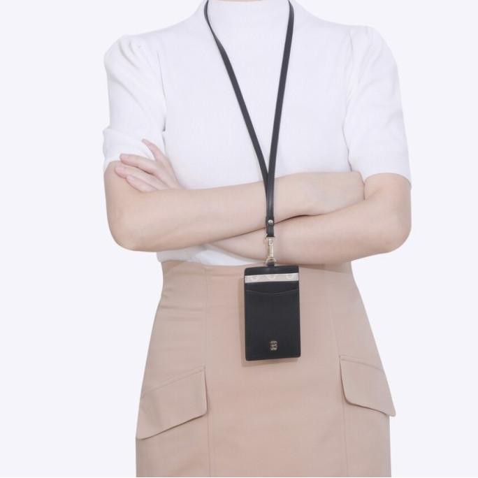 

TERMURAH - Lanyard / tempat kartu leher everbest original store - lenia