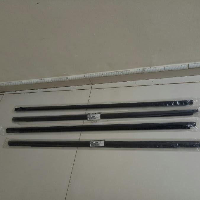 Plipit Kaca/Moulding Pintu Nissan Xtrail'00 - '07, T30 Ready