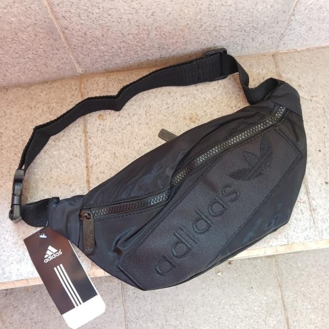 Terlaris Tas Waistbag Adidas Font Original Black / Tas Pinggang Waistbag Adidas Font Basic Original 