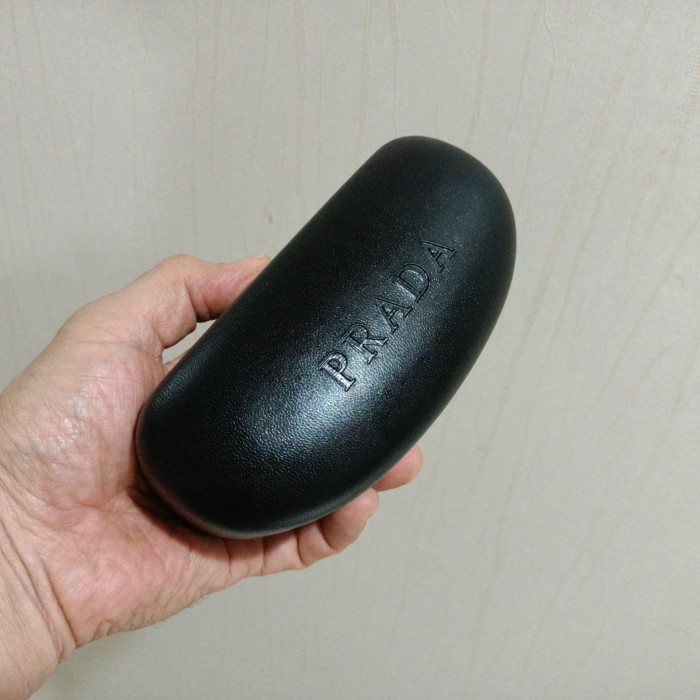 

Farizal - Kotak Box Kaca Mata Pra Da Origina