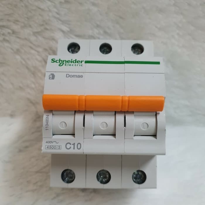 MCB DOMAE SCHNEIDER 3 phase 10A