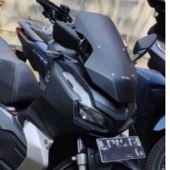 VISOR WINDSHIELD HONDA ADV 160 ADV 150 MODEL WARNA HITAM DOFF HITAM SOLID Smoke / Ryben CLEAR