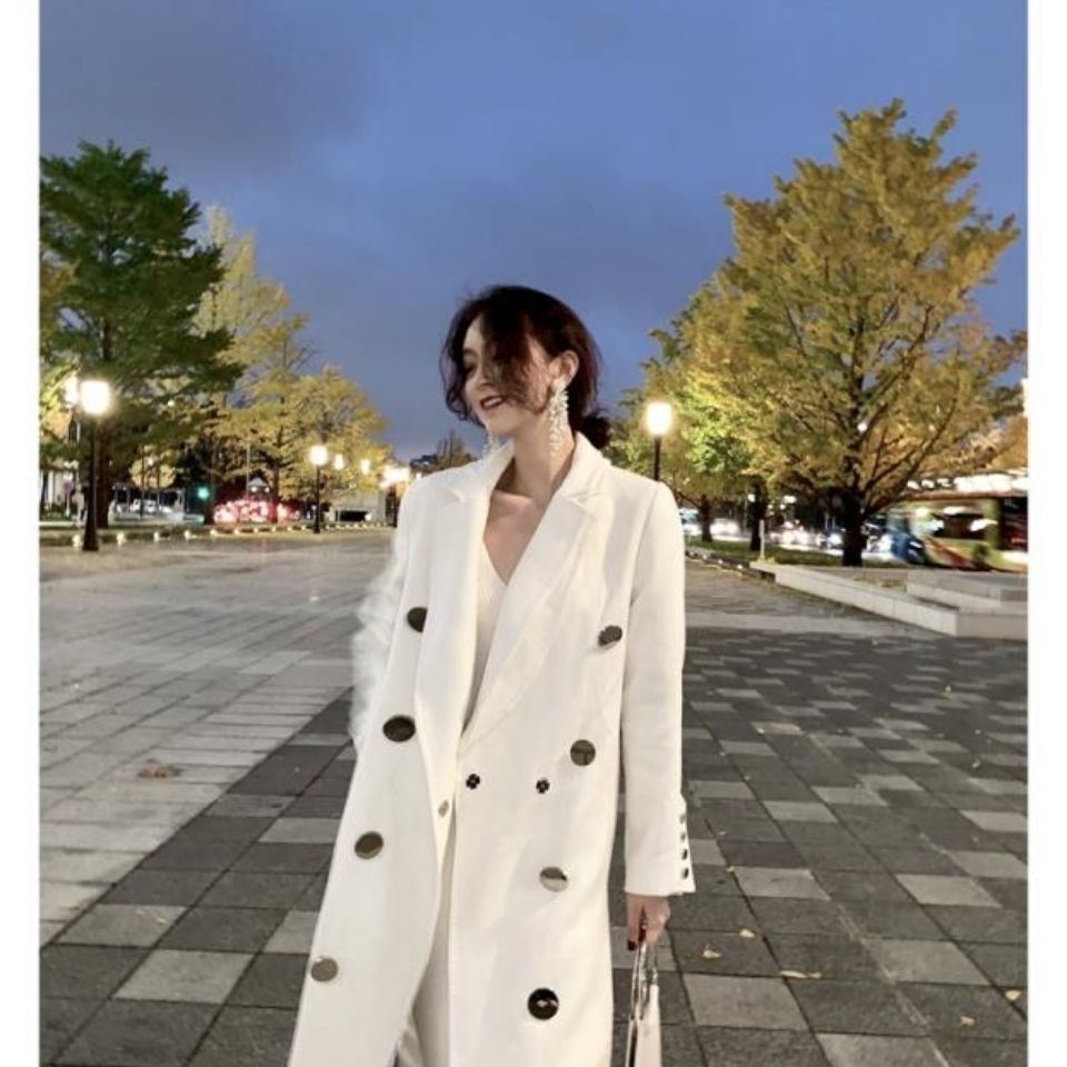 Mantel Wol Gaya Korea Wanita, Mantel Temperamen Gaya Hepburn Pelangsing Gaya Korea