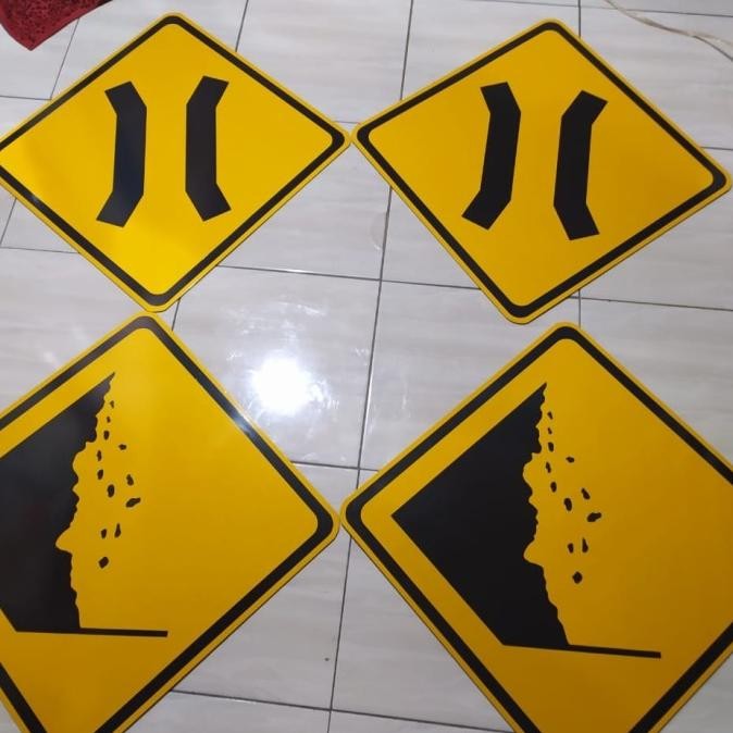 

Daun Rambu Lalu Lintas Ukuran 60 cm. 2 Muka / 2 Sisi