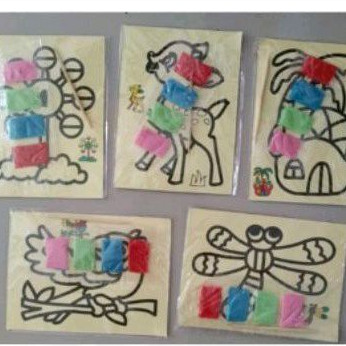 

mewarnai pasir kecil isi 20 pcs