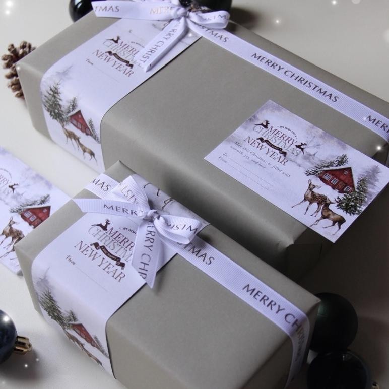 

Magic Candle - Additional Christmas Hampers / Hampers Natal Christmas Noel / Gift Wrap / Gift Box Christmas Natal (Additional Packaging) | Hampers Lilin | Hampers Lilin Aromaterapi | Hampers Scented Candle Diskon