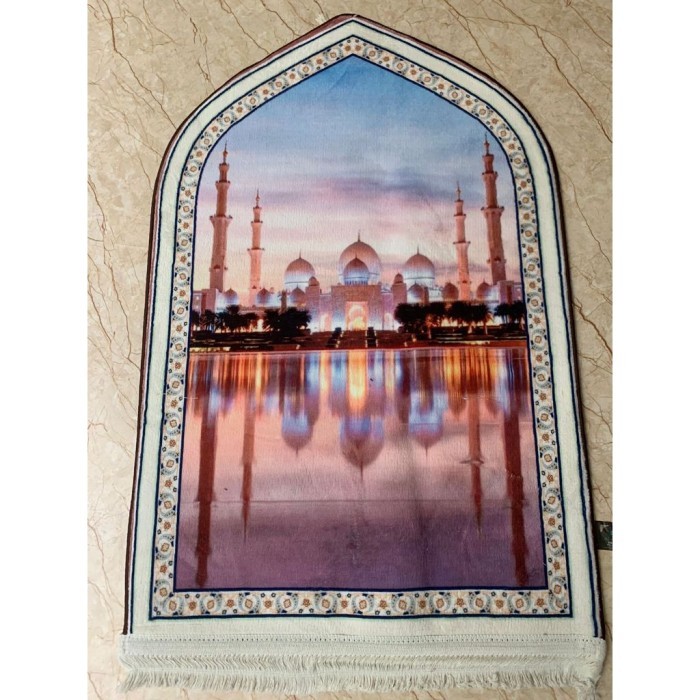 Sajadah Qubah Kubah C Turki Rumbai Putih Anti Slip Polos