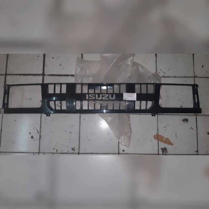 Grill Radiator Isuzu Panther Pick Up