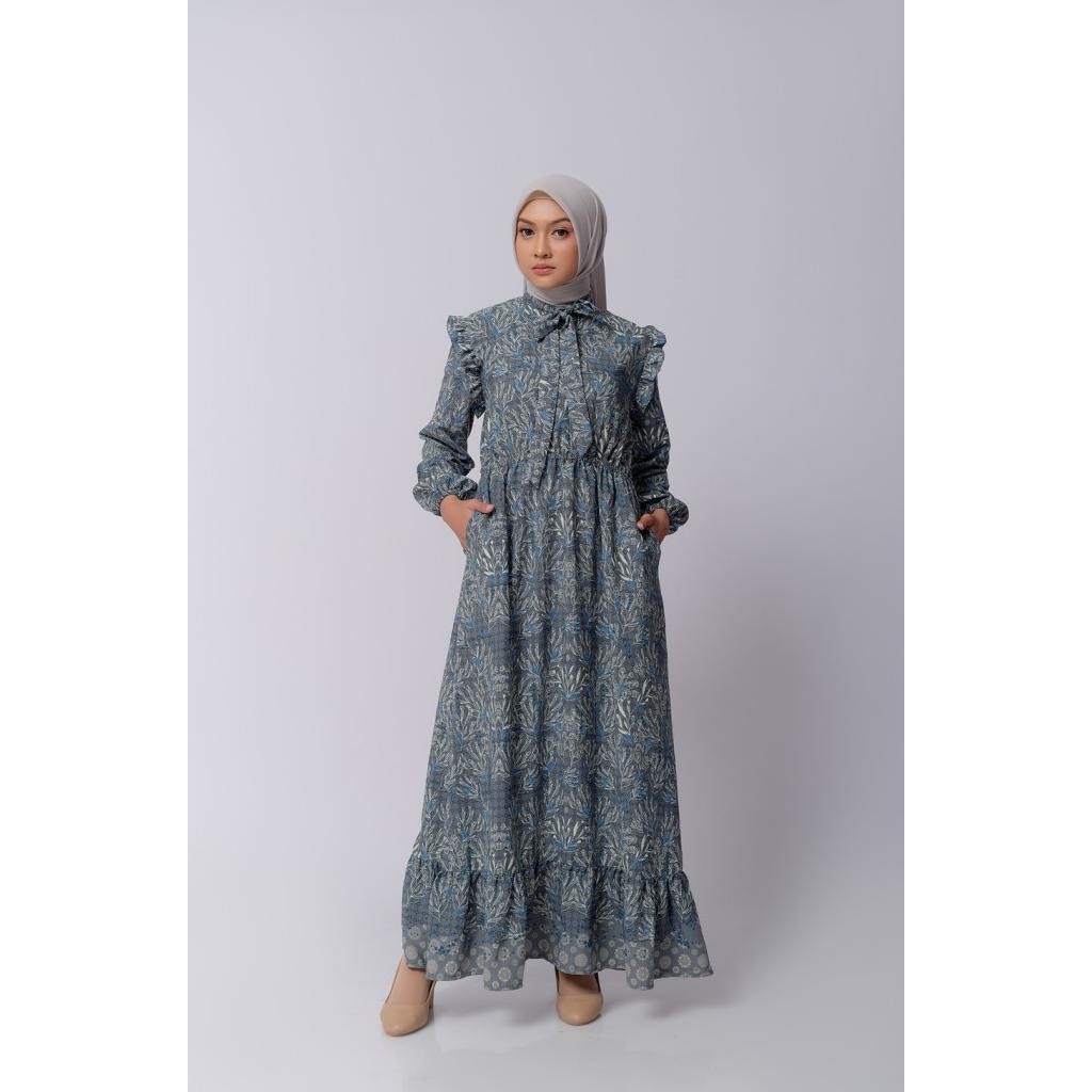 BIA X CUT MEYRISKA - PAHAT GRAY DRESS ISLAMIC JOURNEY IN ISTANBUL