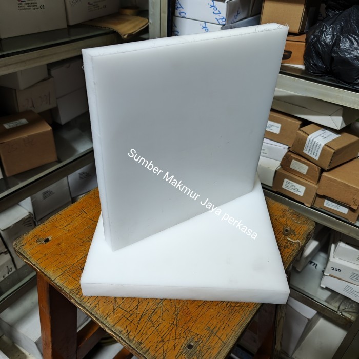 

Nylon PE Sheet Putih 15mm x 56cm x 56cm ( PE Lembaran Putih )