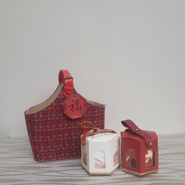 

Gabrielle Wine Bag / Hampers Cookies Imlek / Packaging Sincia Hardbox