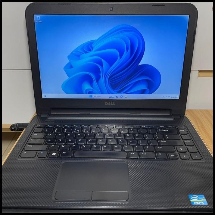 LAPTOP DELL INSPIRON BEKAS