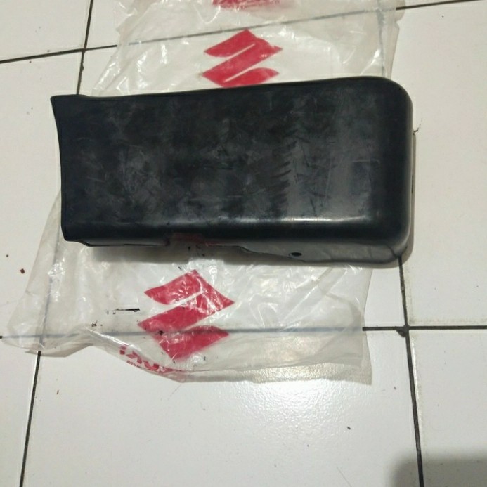 Karet Bemper Belakang Mobil Jimny Katana Original Restock