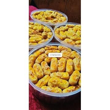 

CR - kue kering kastengel castengel keju premium lumer di mulut kue lebaran natal toples 500gram TERLARIS