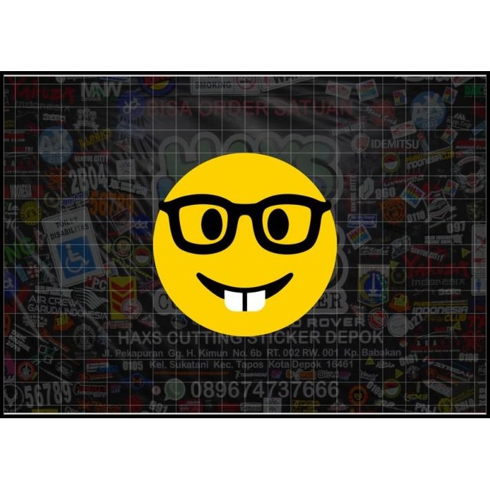 

GRATIS ONGKIR CUTTING STICKER EMOTICON EMOJI WAJAH KUTU BUKU DENGAN KACAMATAN !!!!!!