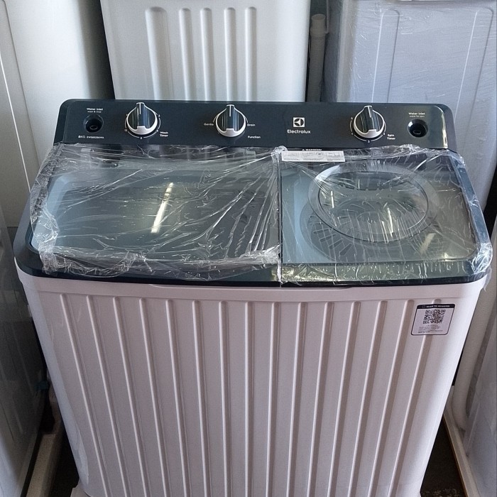 MESIN CUCI ELECTROLUX 2 TABUNG 8 KG EWS 80386