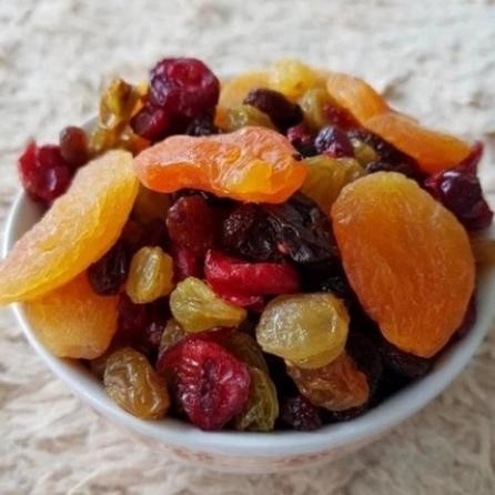 

Xed Dried Fruit 1Kg / Buah Kering Campur Isi 4Macam