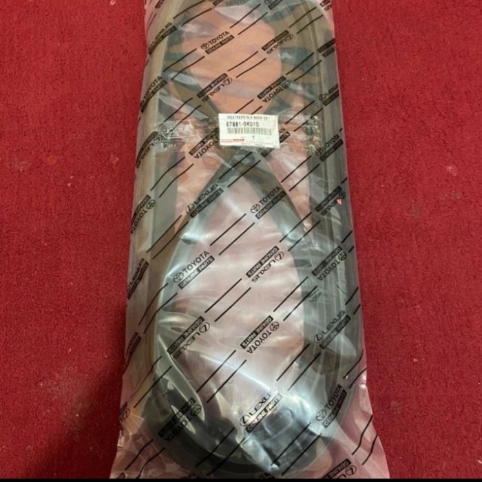 KARET BAGASI PINTU BELAKANG MOBIL TOYOTA AVANZA XENIA ORIGINAL