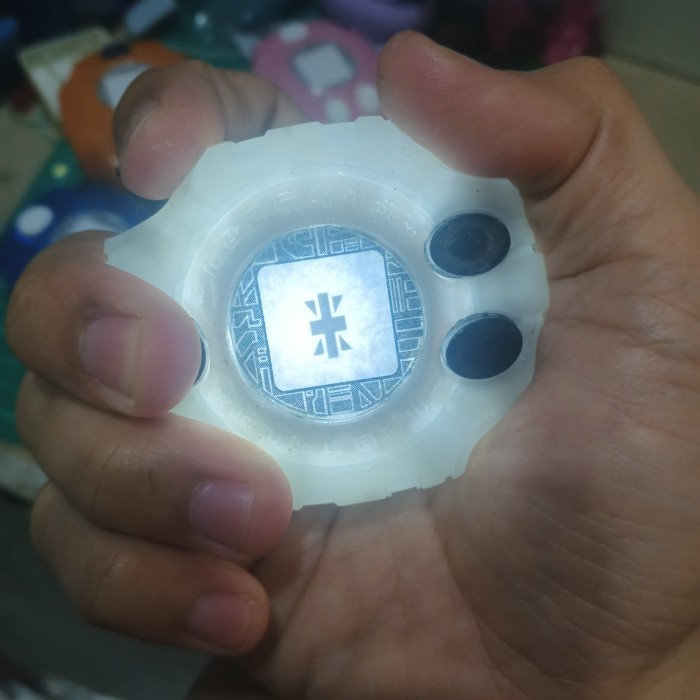 replika digivice