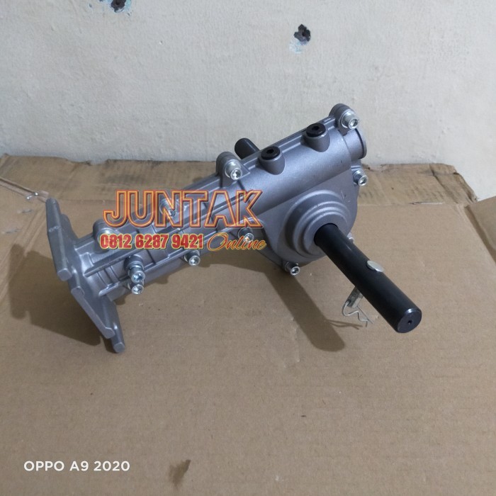 GEARBOX MESIN POTONG RUMPUT PISAU AS KOTAKMINI TILLER HEAD
