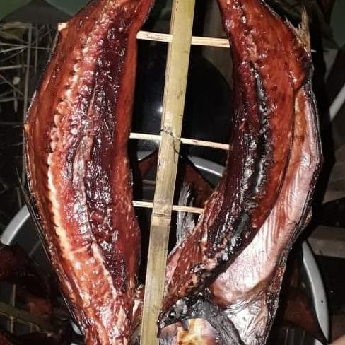 

Ikan Cakalang FuFu/Asap Bu Recky