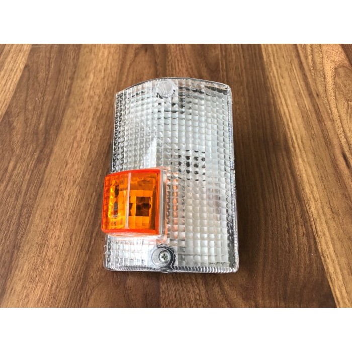 LAMPU SEN DEPAN MITSUBISHI L300 DELUXE