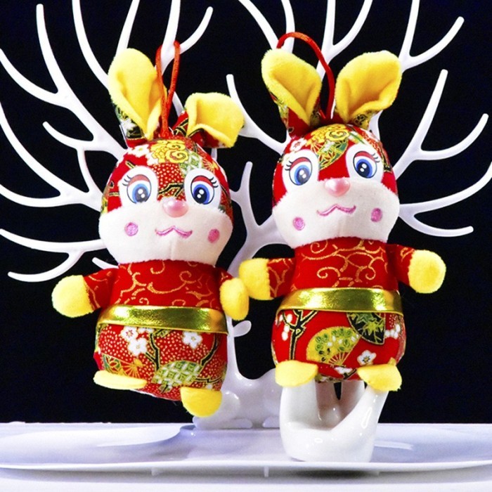 

CNY Hiasan Imlek/Angpao Imlek Garland Babi 2019 Dekorasi Imlek Tinsel - BERDIRI 12CM Limited