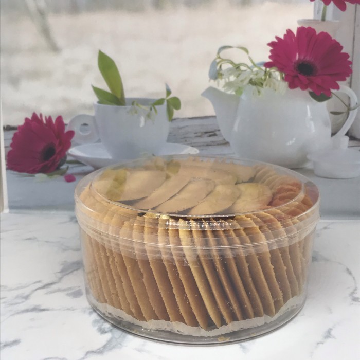 

Imlek Kue Lidah kucing 500 gram / Kue imlek hari raya /cat's tongue cookie !NEW